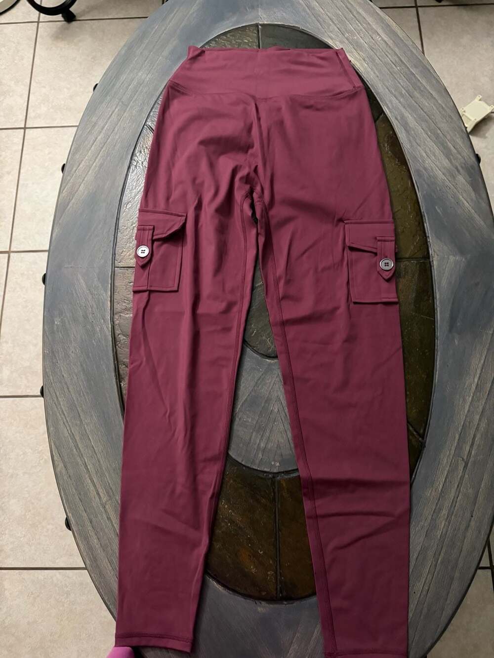 Yeoreo Workout Cargo Leggings Size L Red Yoga Pants